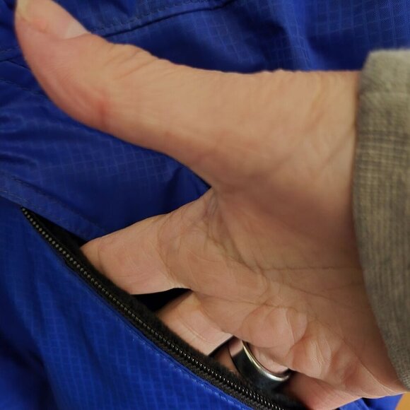 Peak Performance Gore-Tex Made In Finland 90's Quality Ski Snowboard Jacket Size - Picture 3 of 12